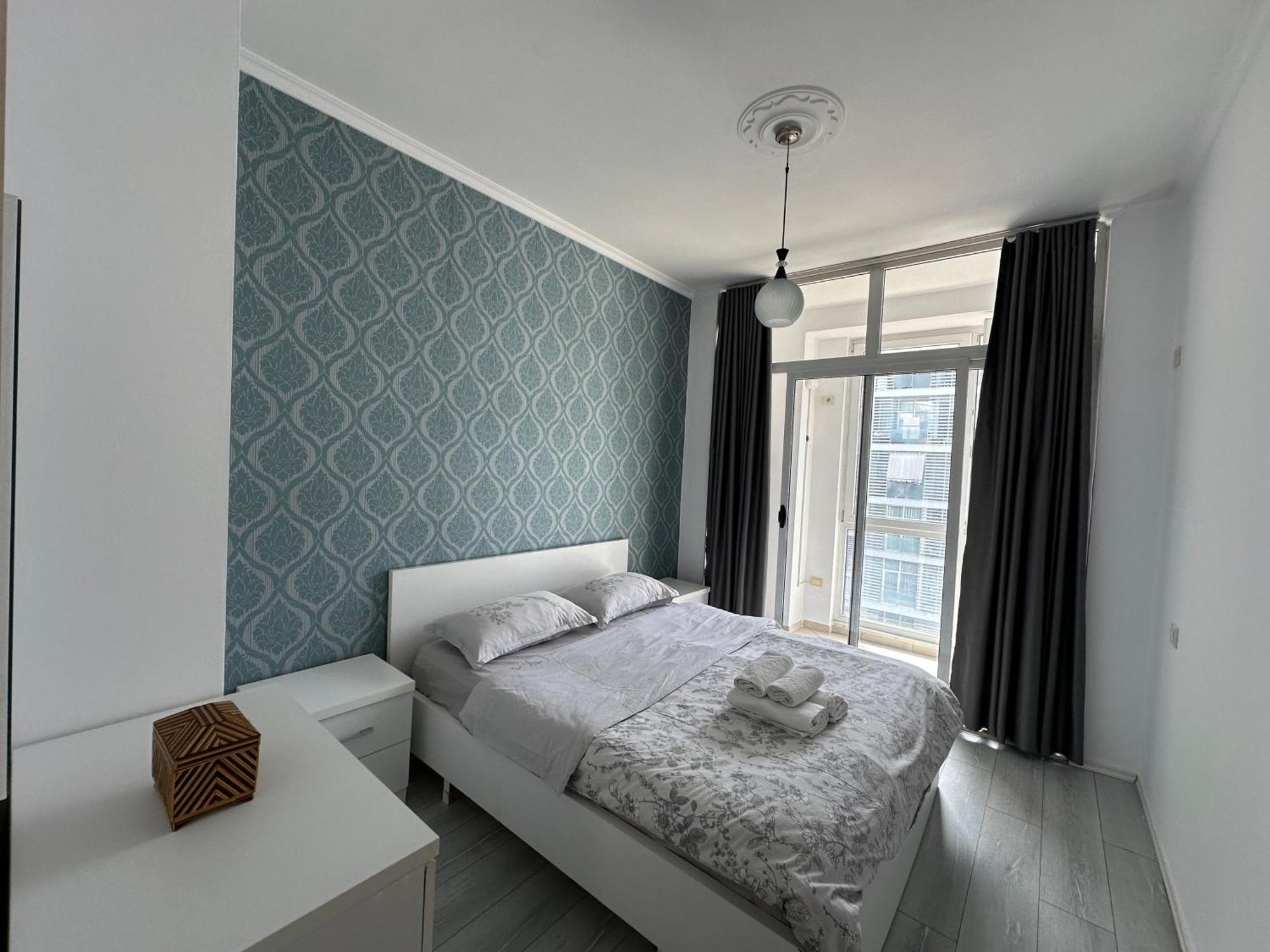 Apartment Kika Conad, Near Artificial Tirana